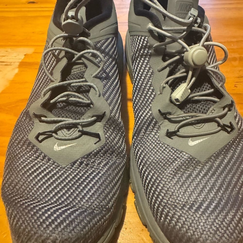 Nike Max Air Full Ride Training Mens Size 11.5
Cool Gray - Picture 9 of 11